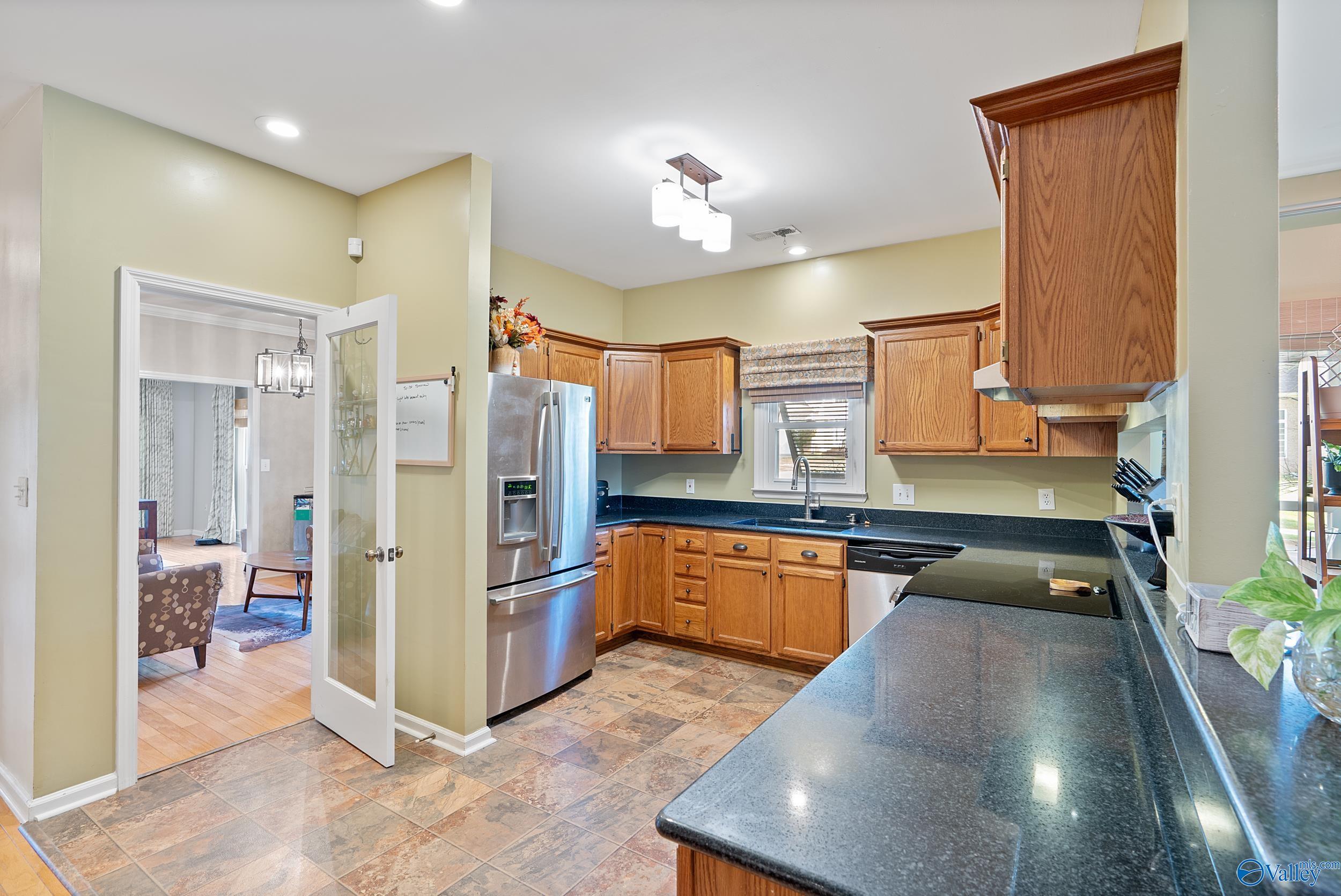1928 Shellbrook Drive, Huntsville, Alabama image 6