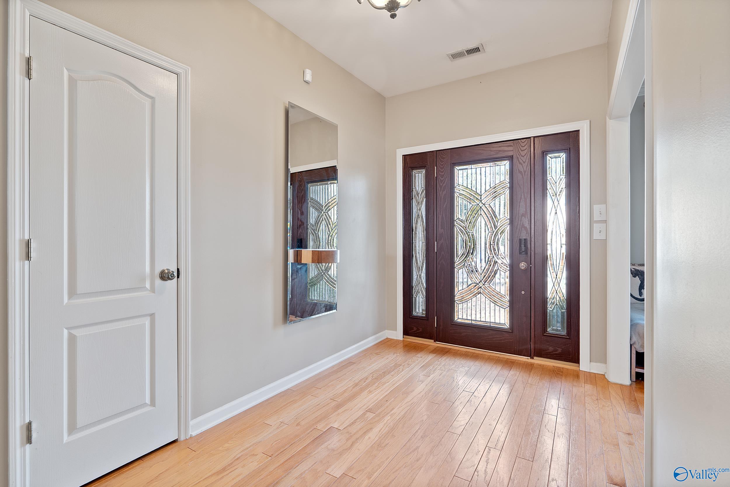 1928 Shellbrook Drive, Huntsville, Alabama image 4