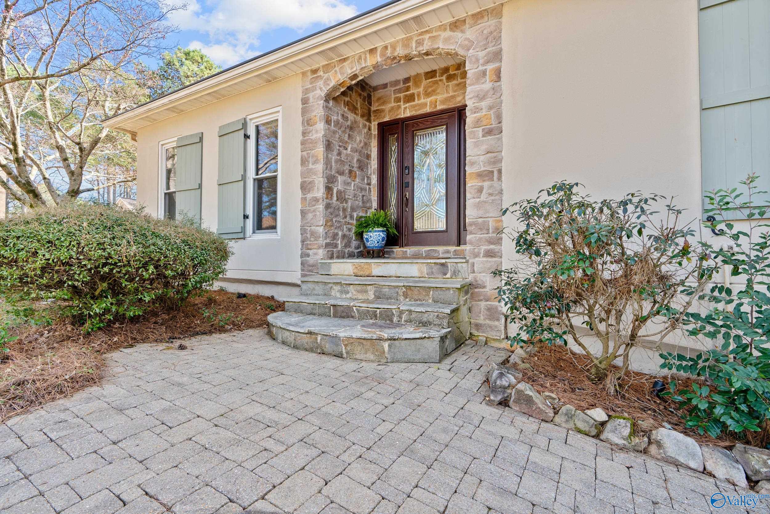 1928 Shellbrook Drive, Huntsville, Alabama image 3