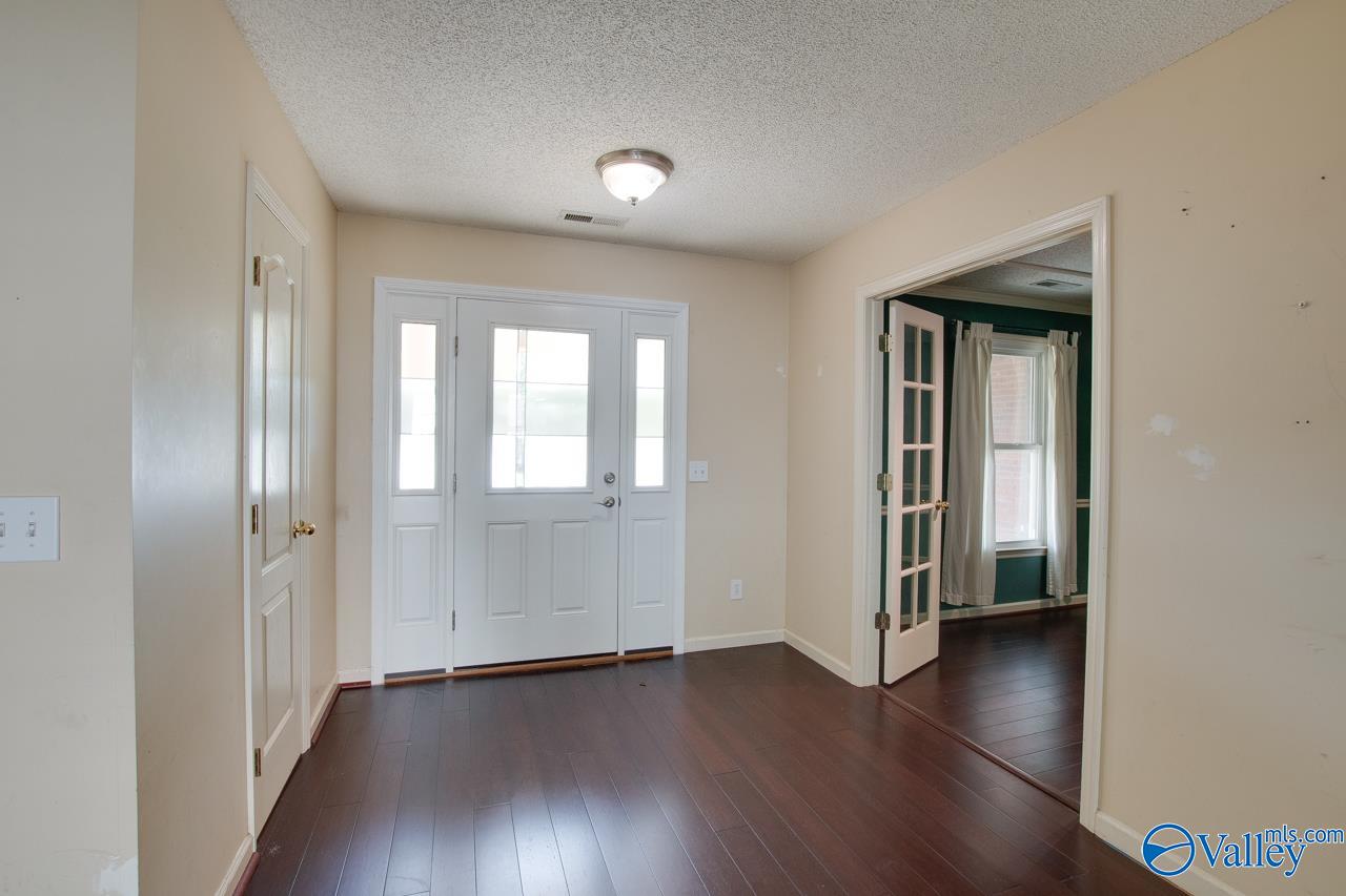 127 Castleton Drive, Harvest, Alabama image 4