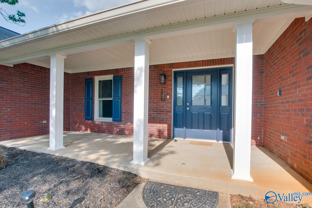 127 Castleton Drive, Harvest, Alabama image 3