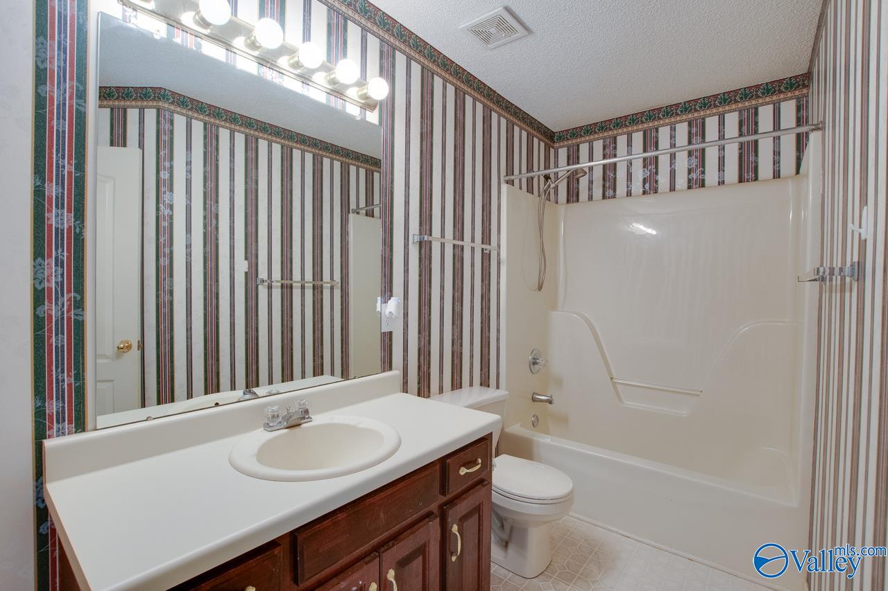 127 Castleton Drive, Harvest, Alabama image 35