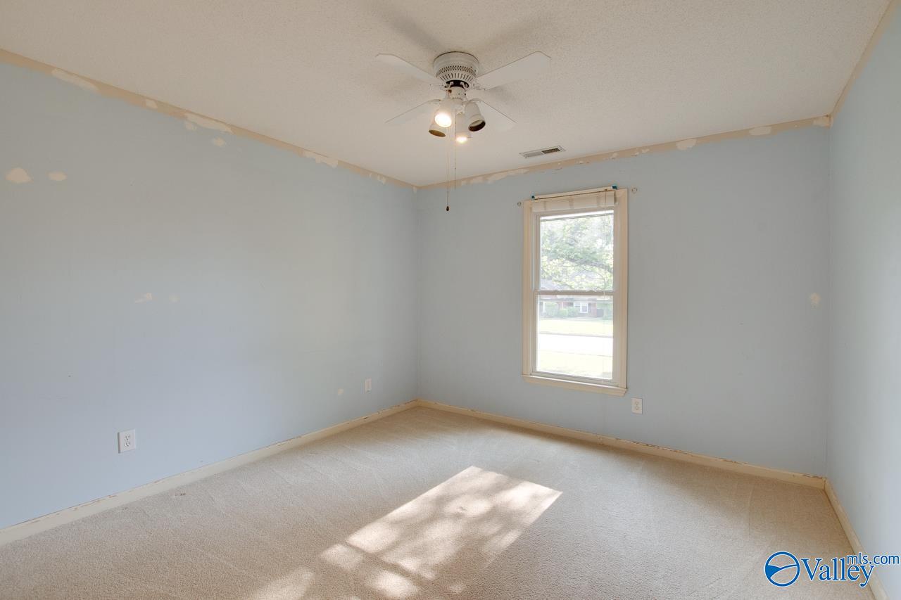 127 Castleton Drive, Harvest, Alabama image 36