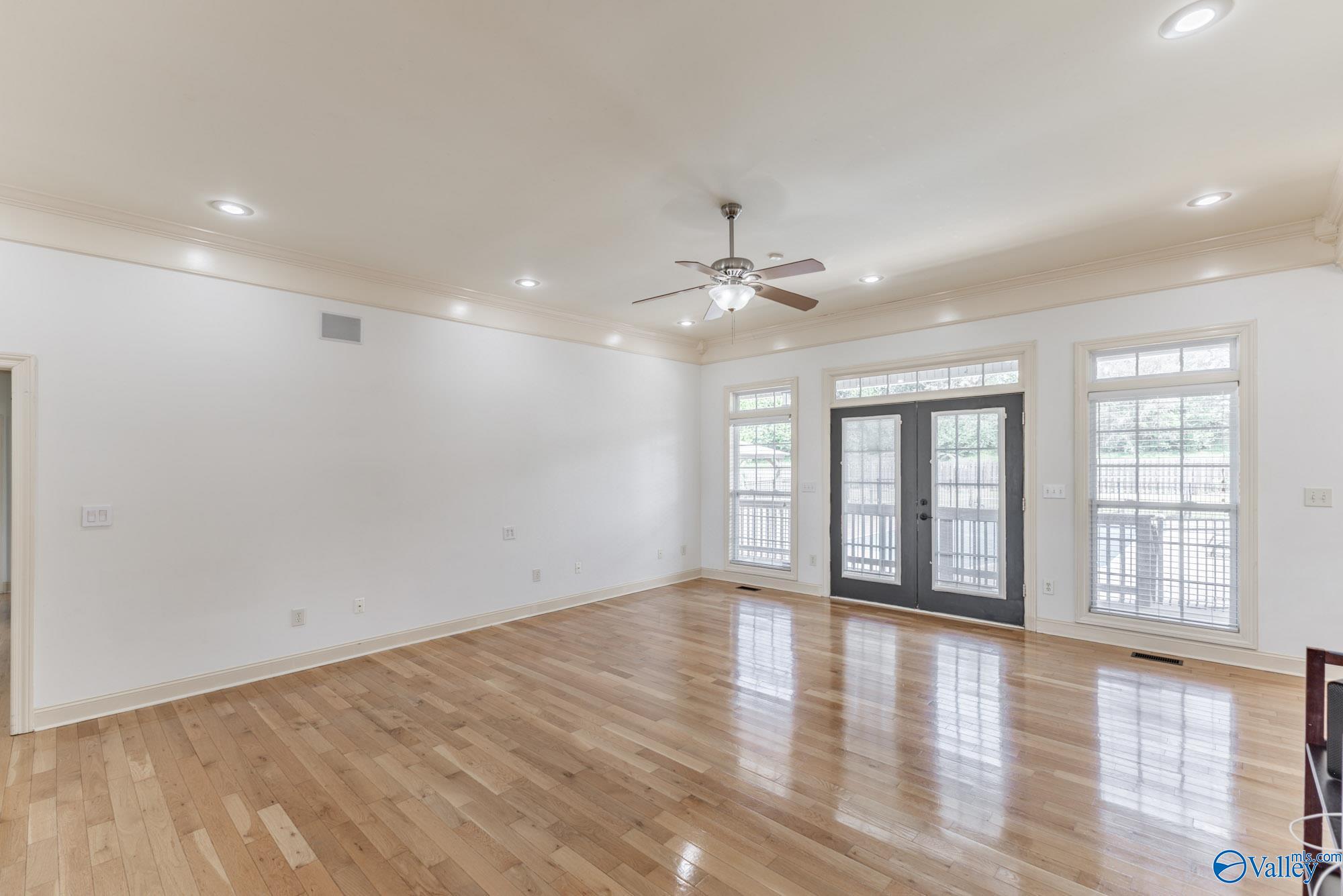 224 Twin Lakes Drive