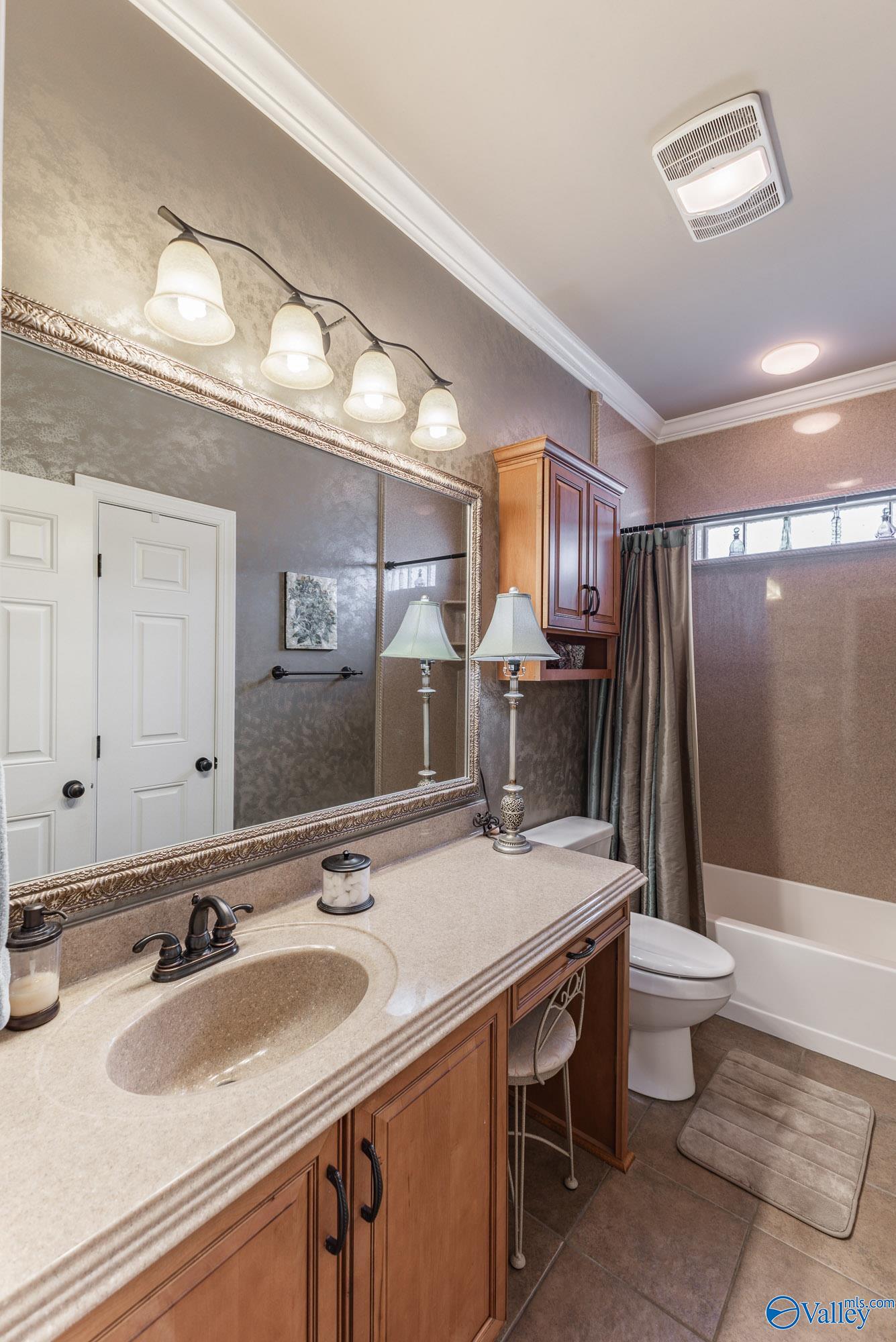 2203 Sorrento Place, Decatur, Alabama image 24