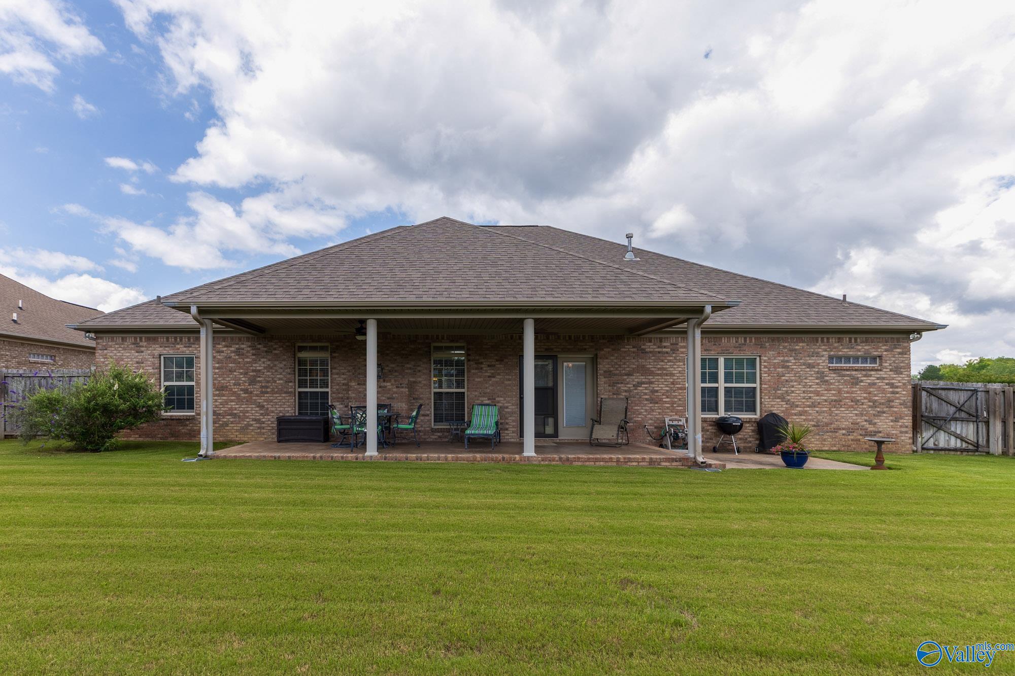 2203 Sorrento Place, Decatur, Alabama image 27