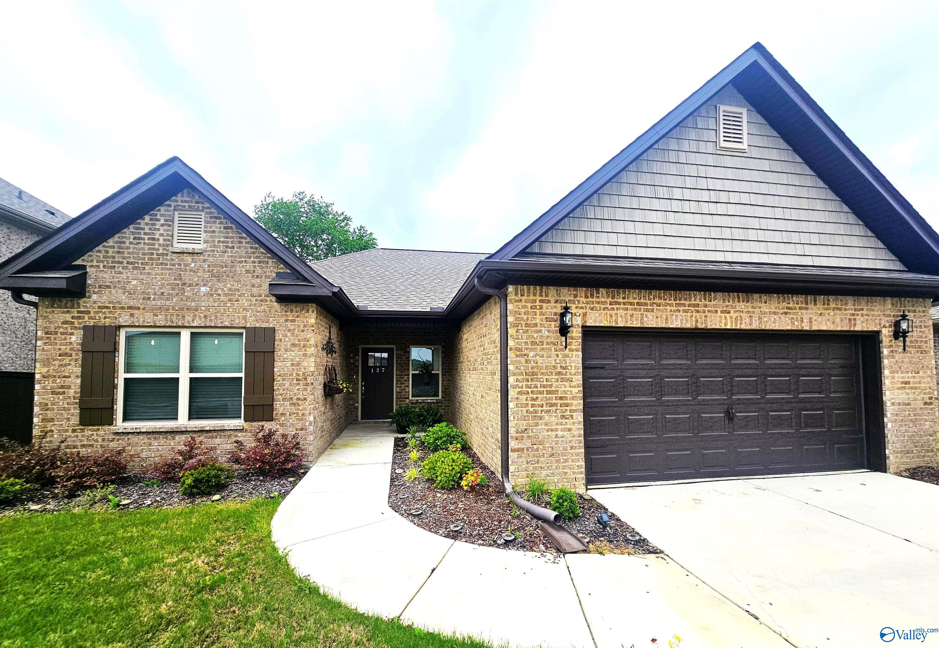 137 Varina Drive, Owens Cross Roads, Alabama image 1