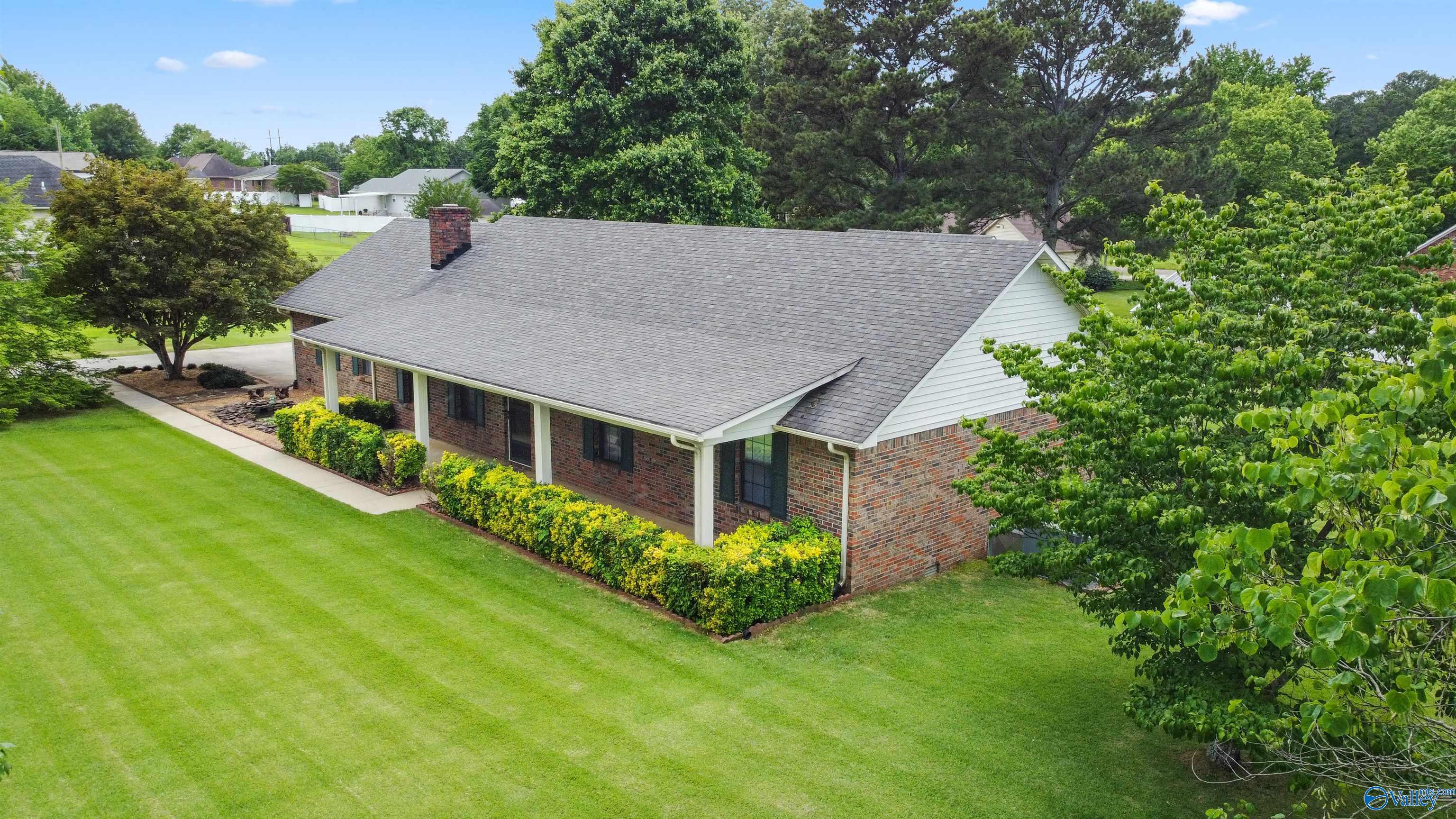 17425 Jones Road, Athens, Alabama image 1