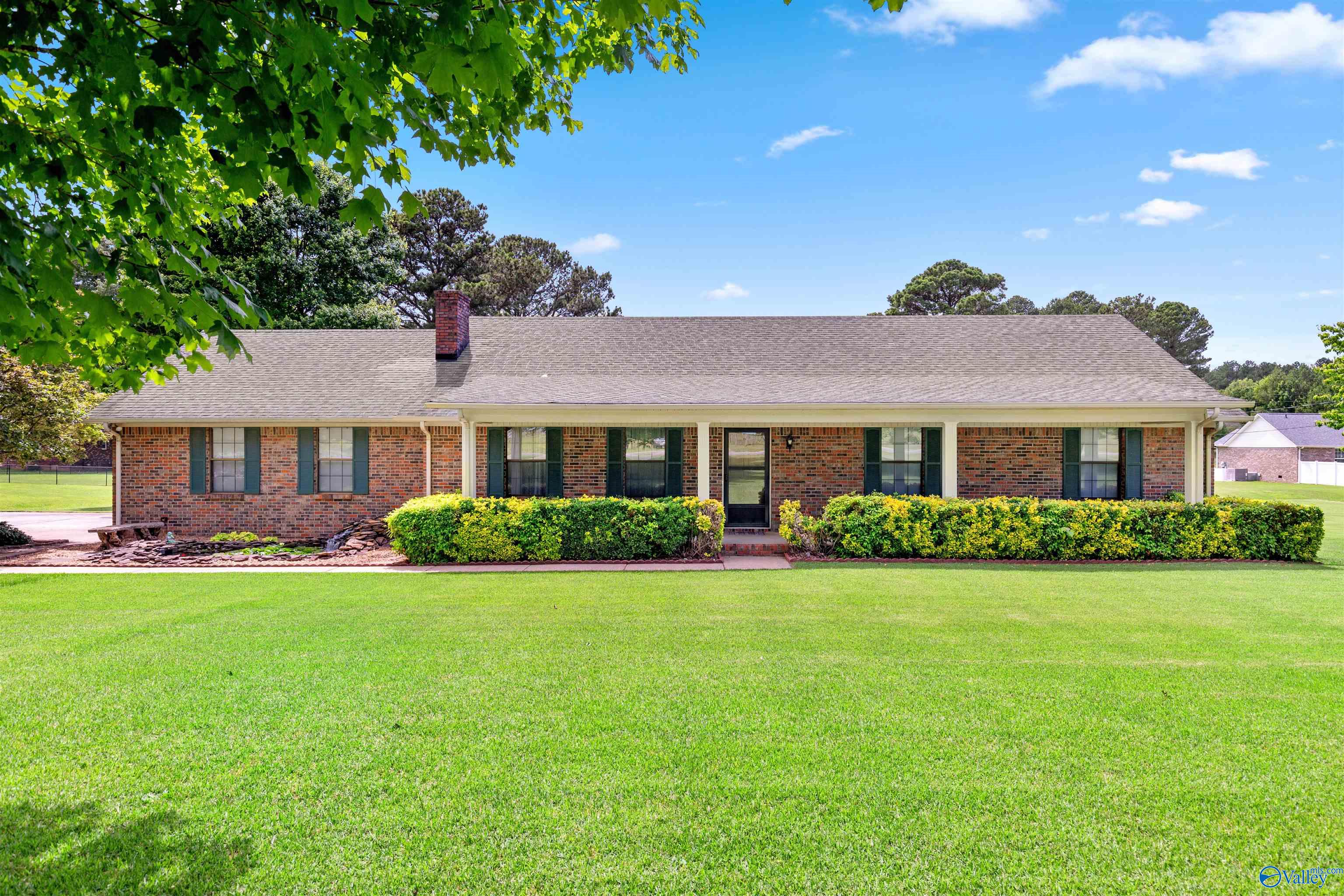 17425 Jones Road, Athens, Alabama image 3