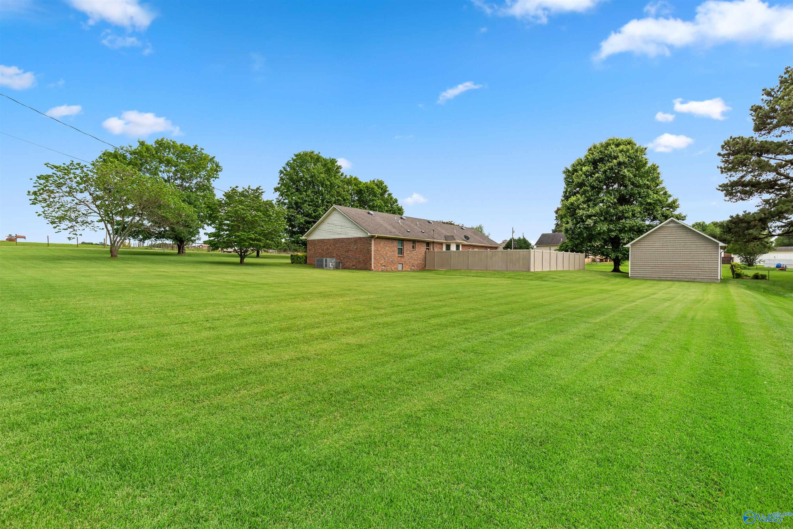 17425 Jones Road, Athens, Alabama image 12