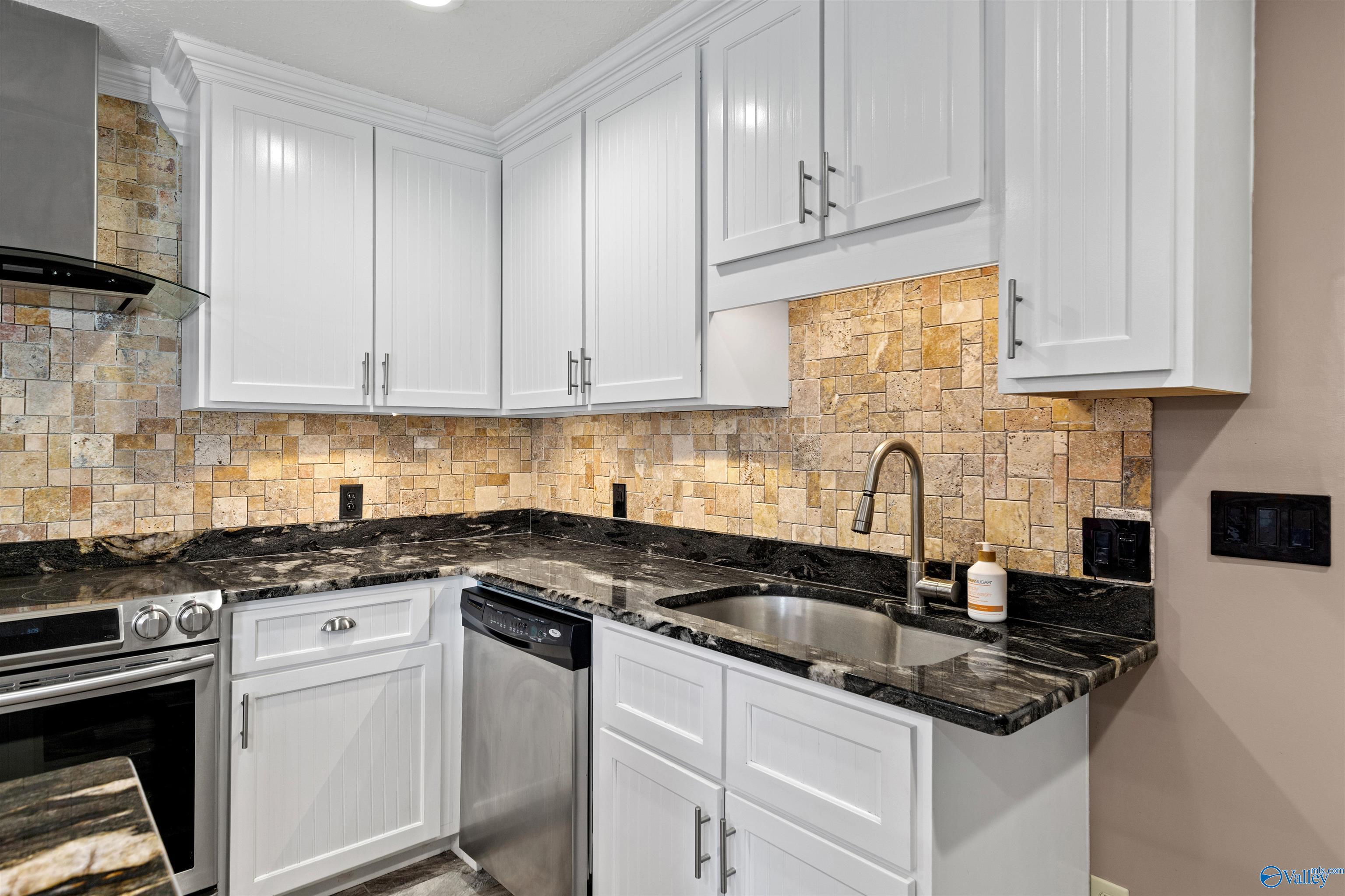 17425 Jones Road, Athens, Alabama image 23