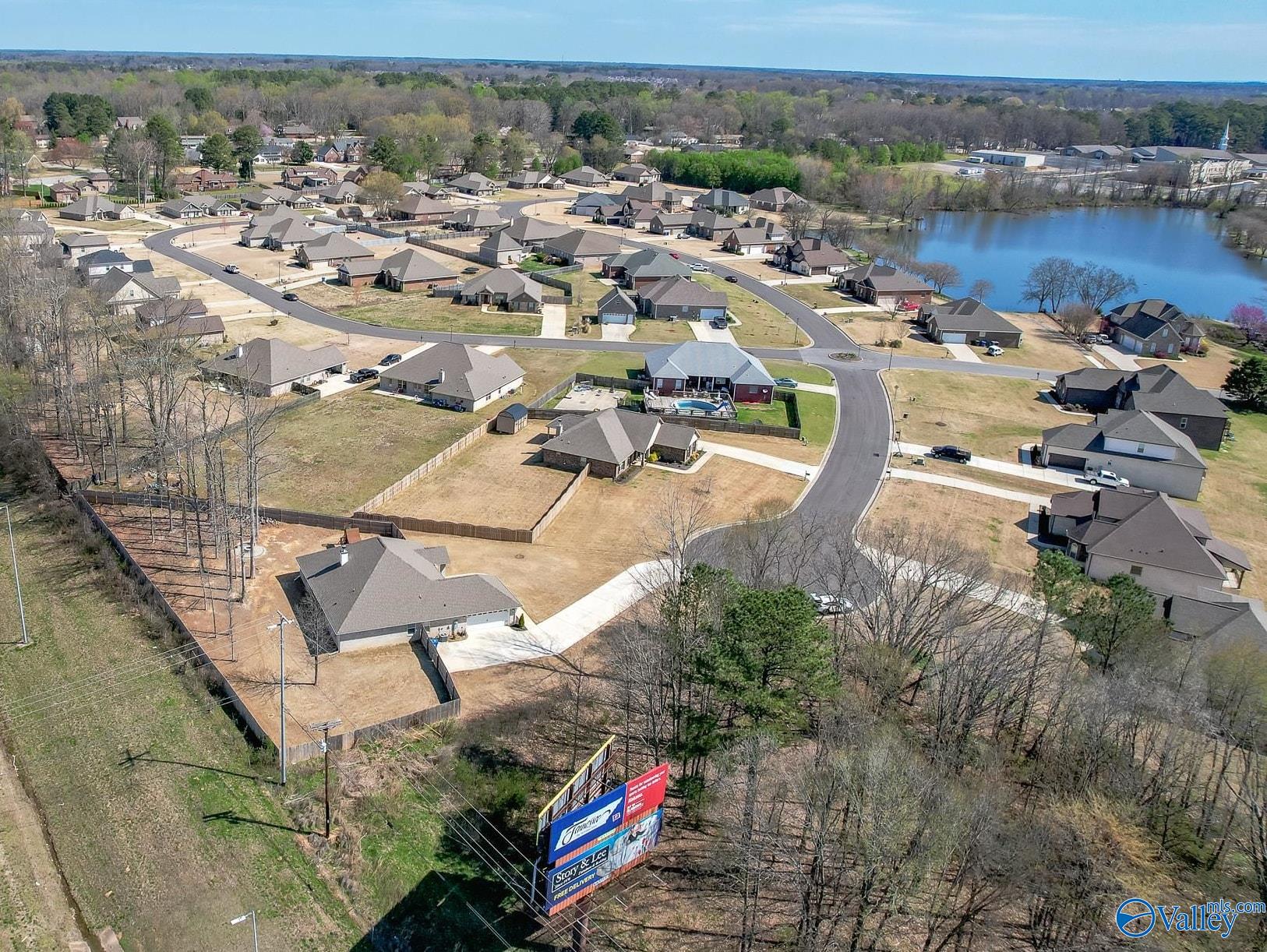 206 Lake View Drive, Athens, Alabama image 47