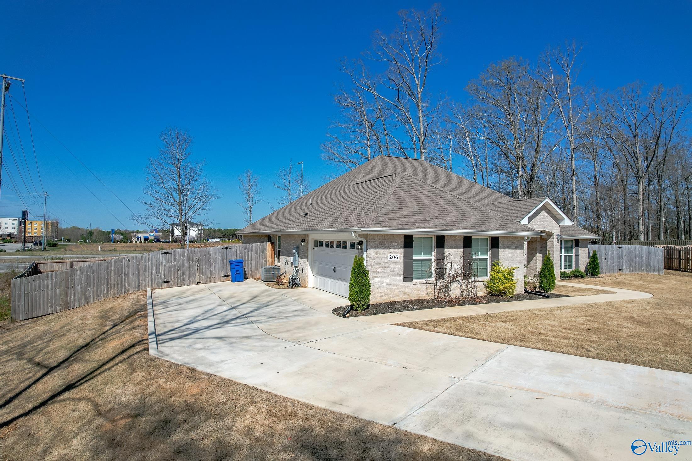 206 Lake View Drive, Athens, Alabama image 42