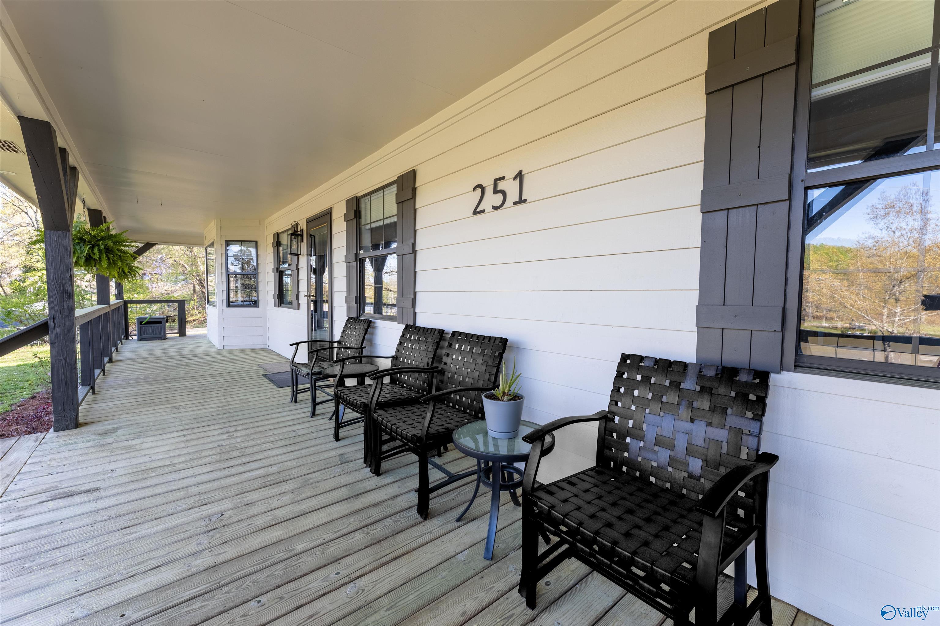 251 Riddles Bend Road, Rainbow City, Alabama image 9