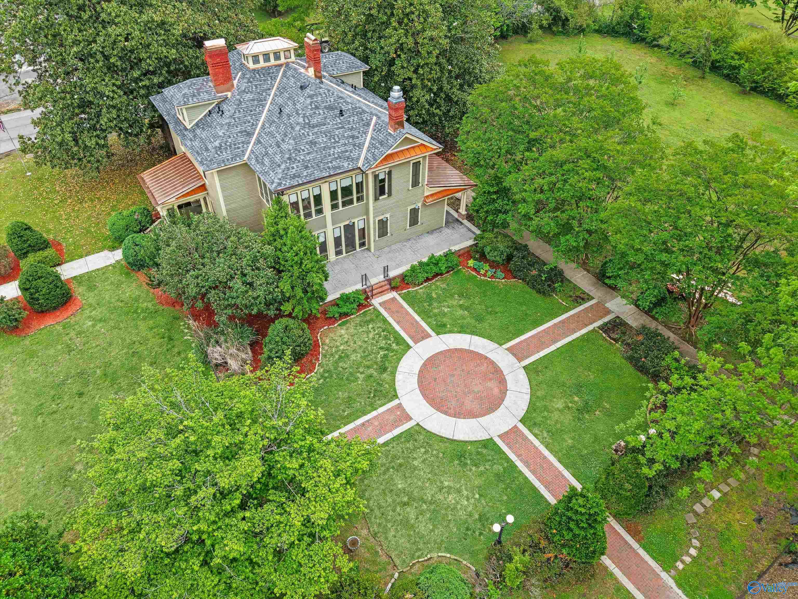 Photo 1 of 50 — 5499 Winchester Road, New Market, AL 35761