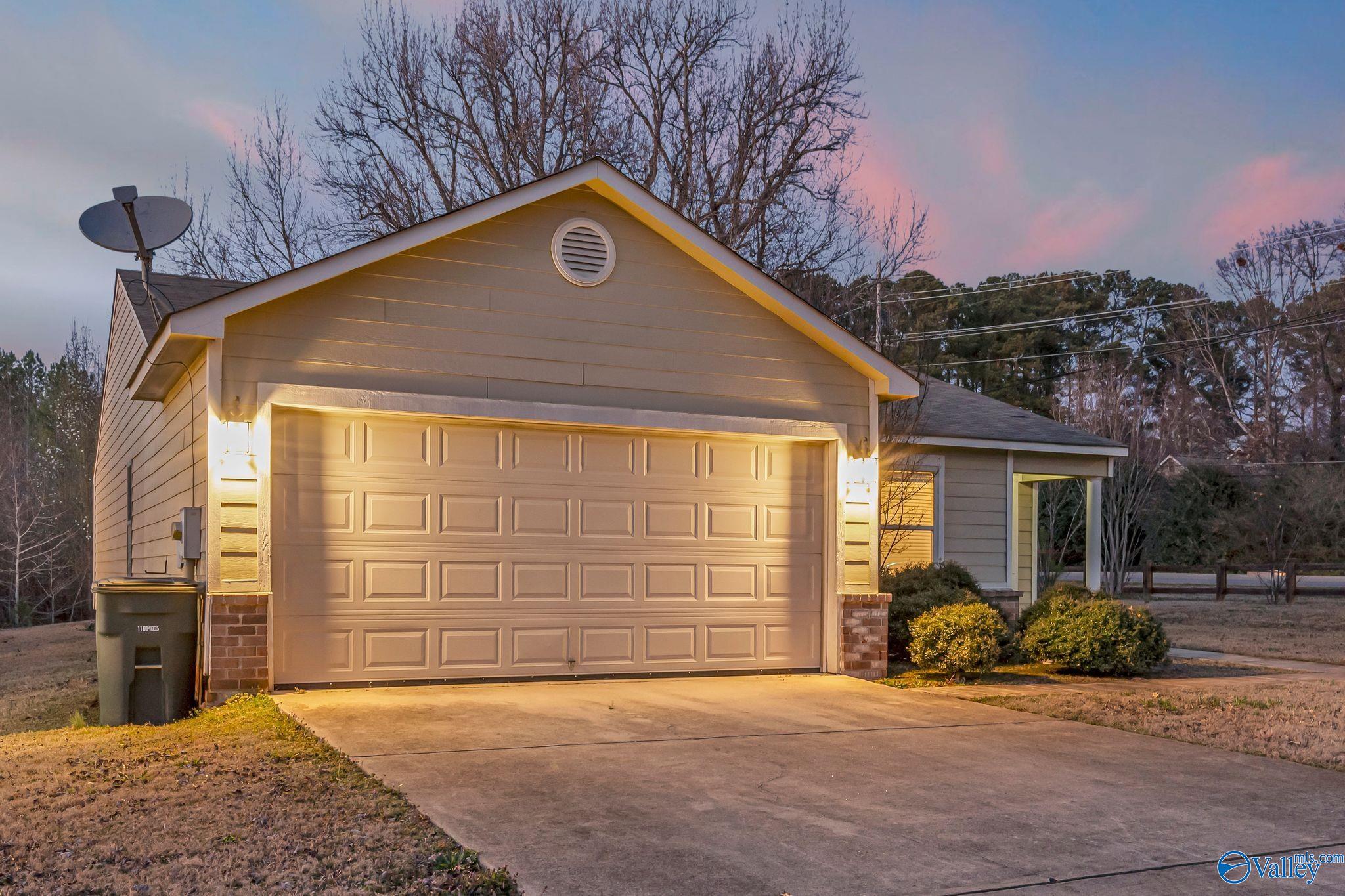 30037 Westfield Drive, Harvest, Alabama image 3