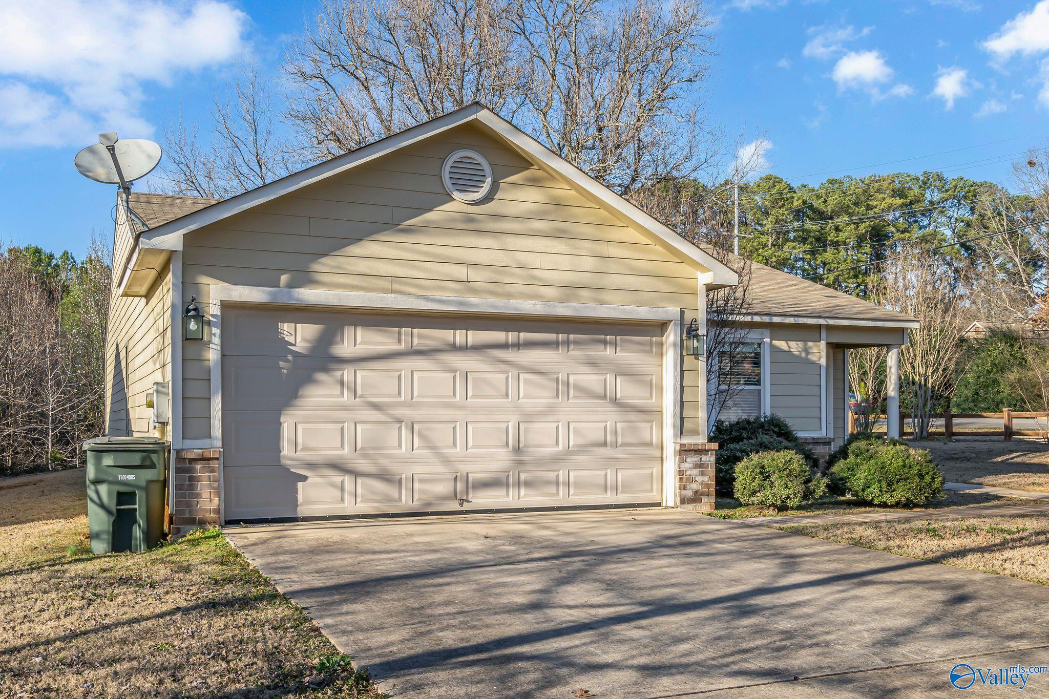 30037 Westfield Drive, Harvest, Alabama image 9