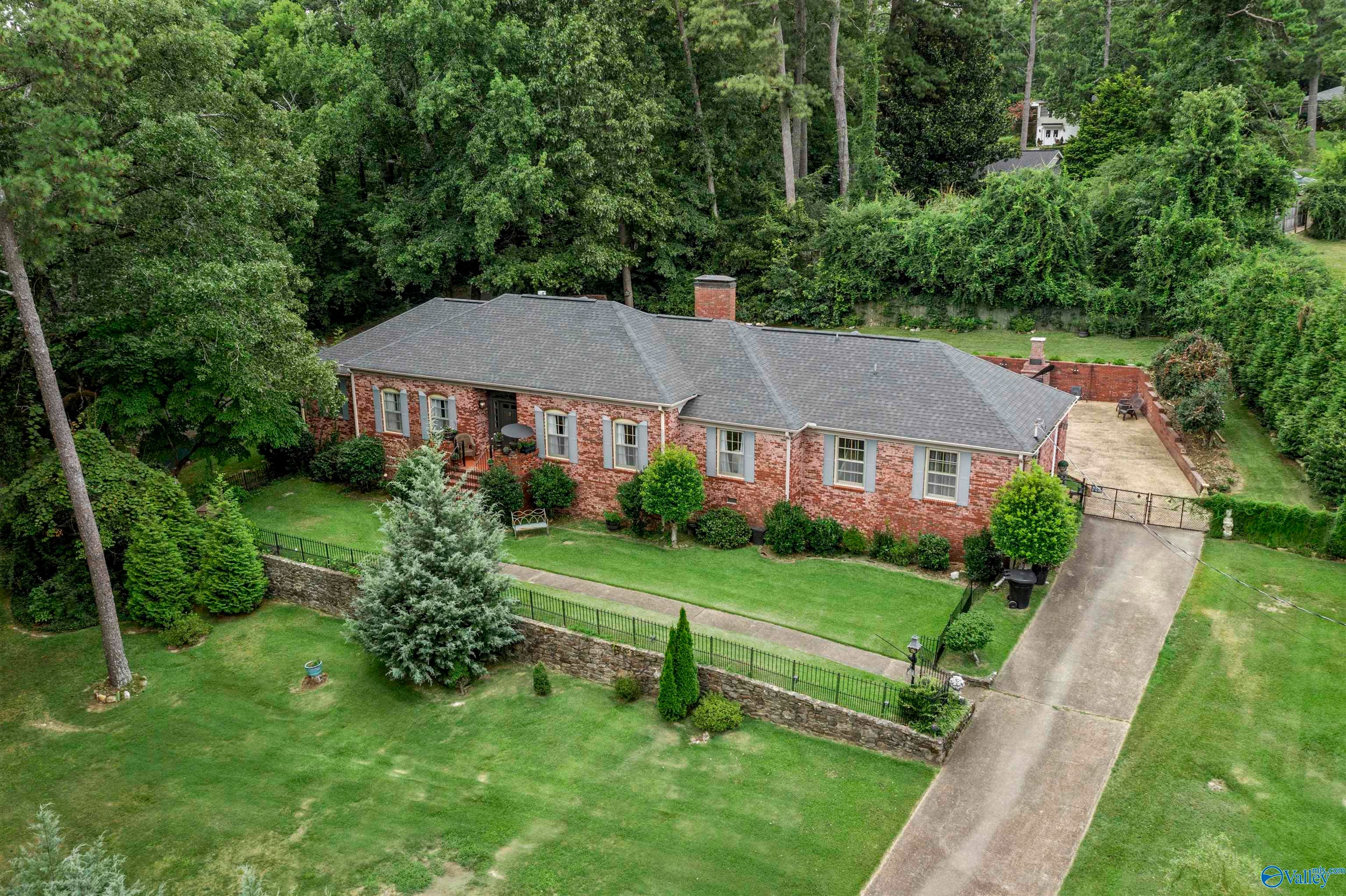 2400 Red Oak Road