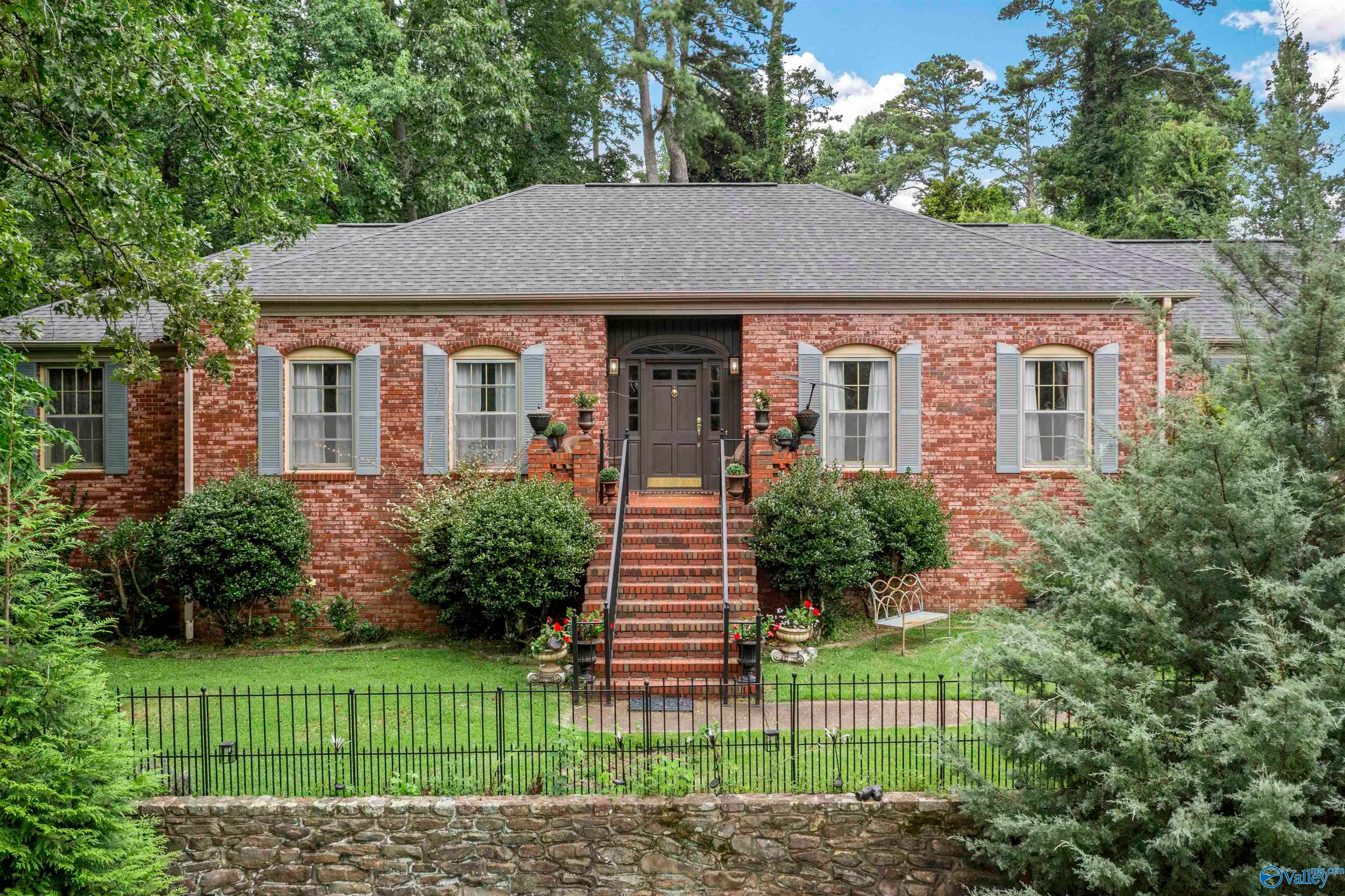 2400 Red Oak Road