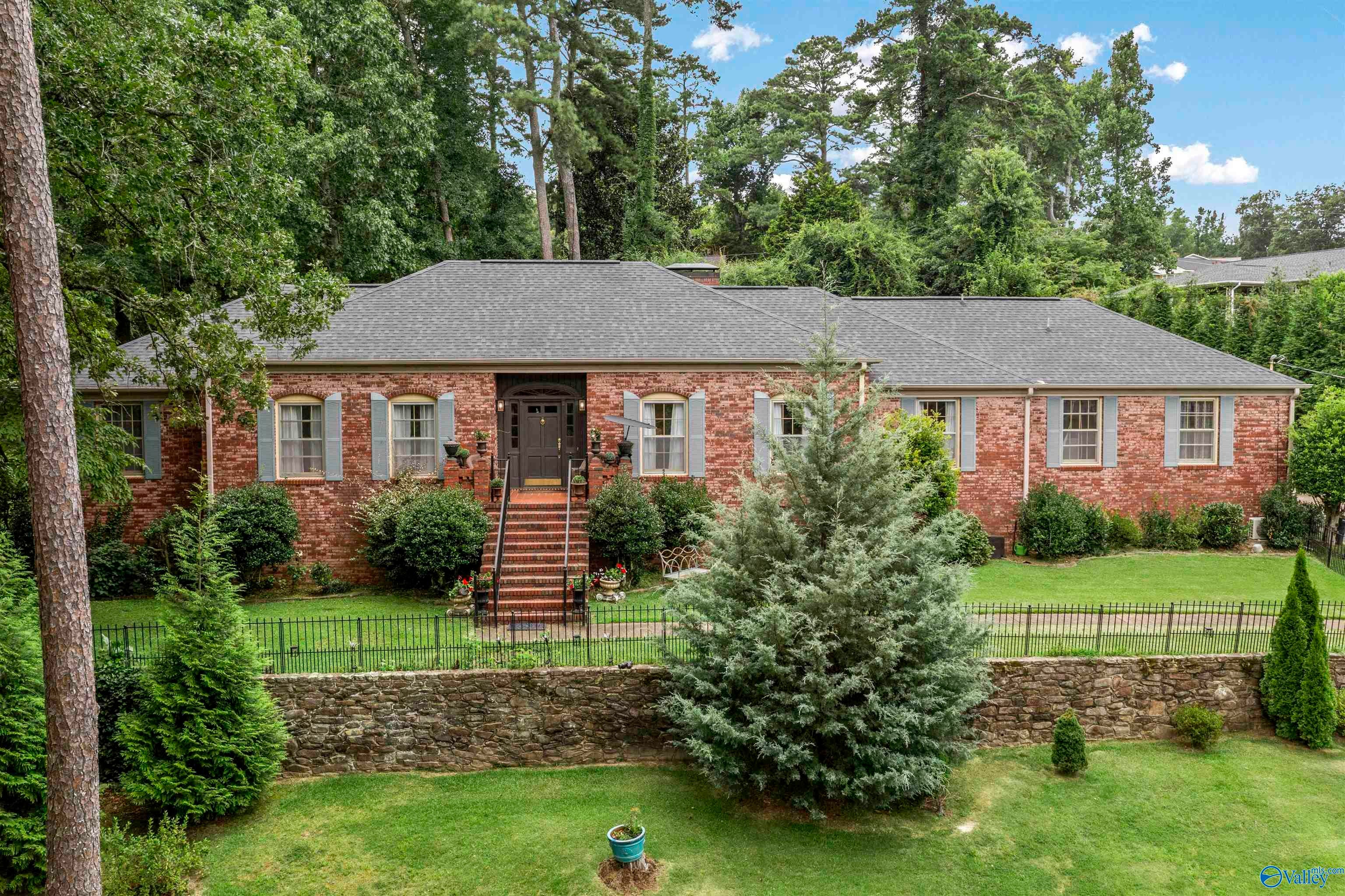 2400 Red Oak Road
