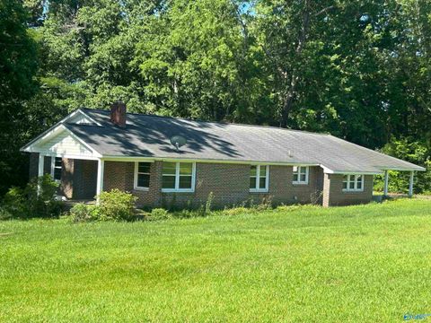 Homes For Sale - 3045 Walden Road<br/> Gadsden, AL 35904