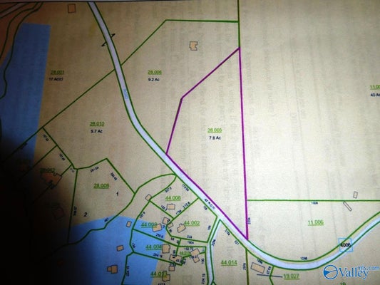 8 8TH PL, JASPER, AL 35503 - Image b7ae4eb4b84ed561e924c5d452bfb0c2/448105398
