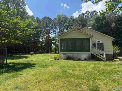 70 Shady Lane Somerville AL 35670