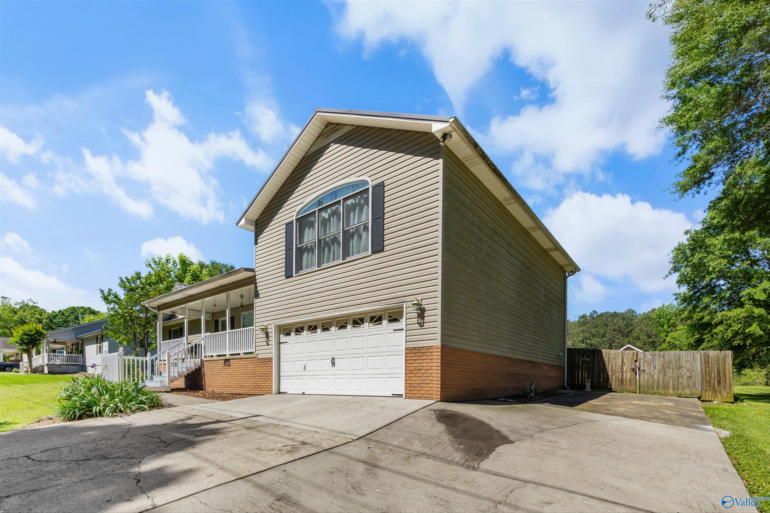 525 10th Street, Arab, Alabama image 3