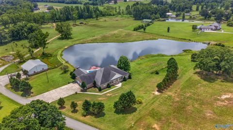 Homes For Sale - 383 Ross Road<br/> Boaz, AL 35956