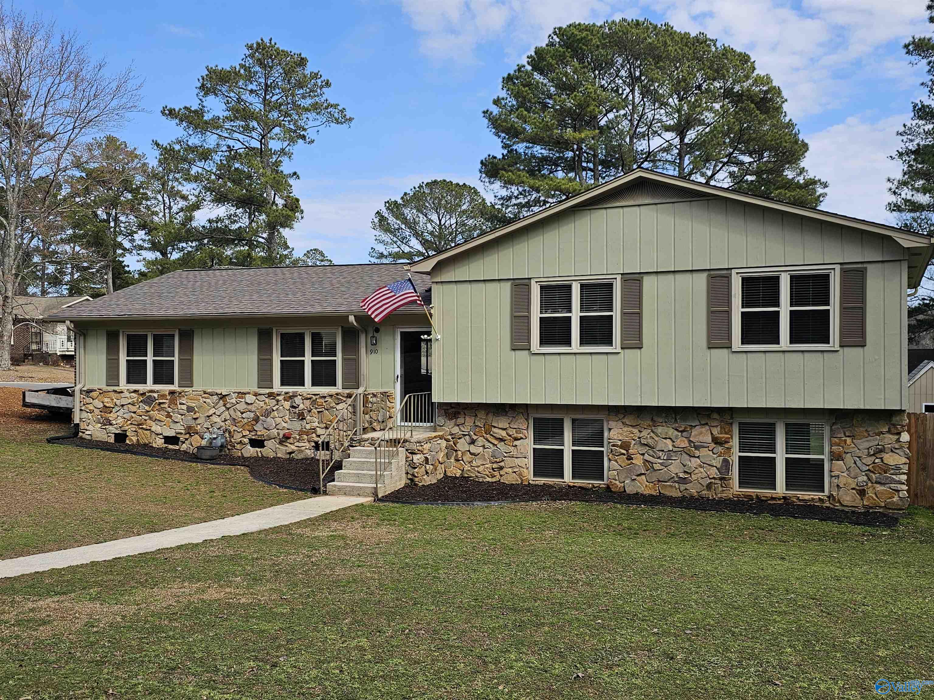 910 Lakeview Avenue, Cullman, Alabama image 2