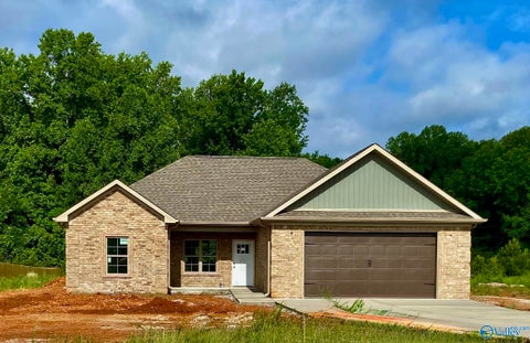 Homes For Sale - 11193 Percy Drive<br/> Tanner, AL 35671