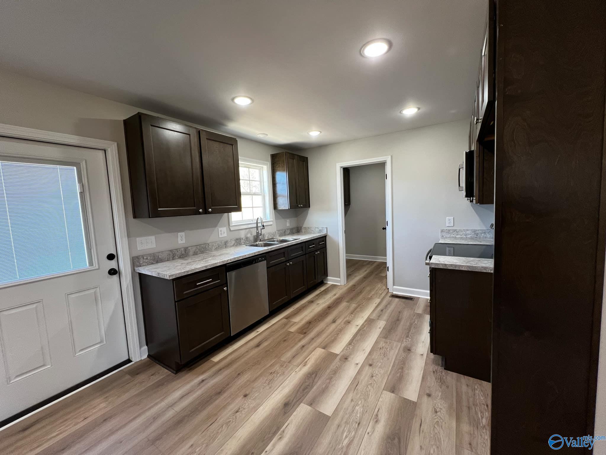 5341 County Road 1223, Falkville, Alabama image 7