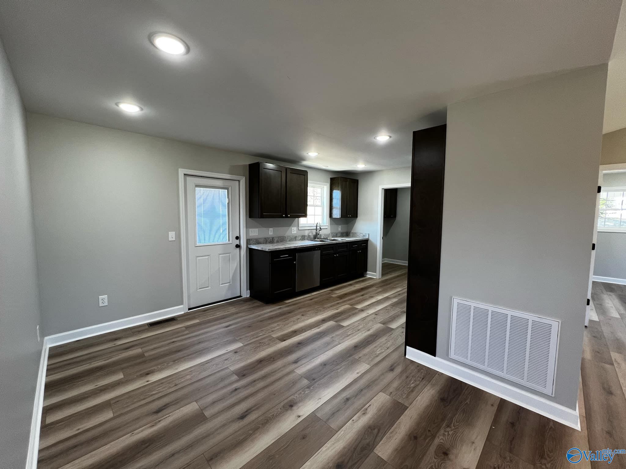 5341 County Road 1223, Falkville, Alabama image 6
