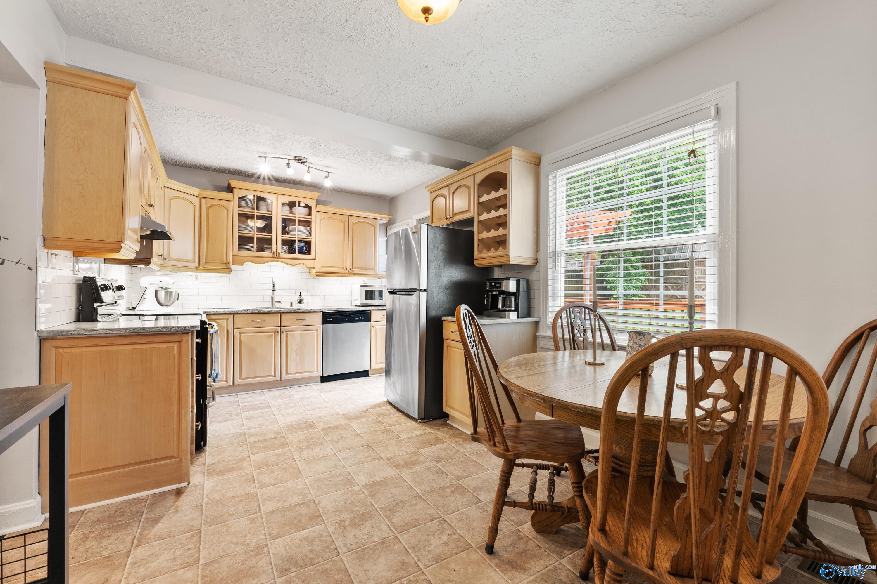 1921 Vanderbilt Circle, Huntsville, Alabama image 11