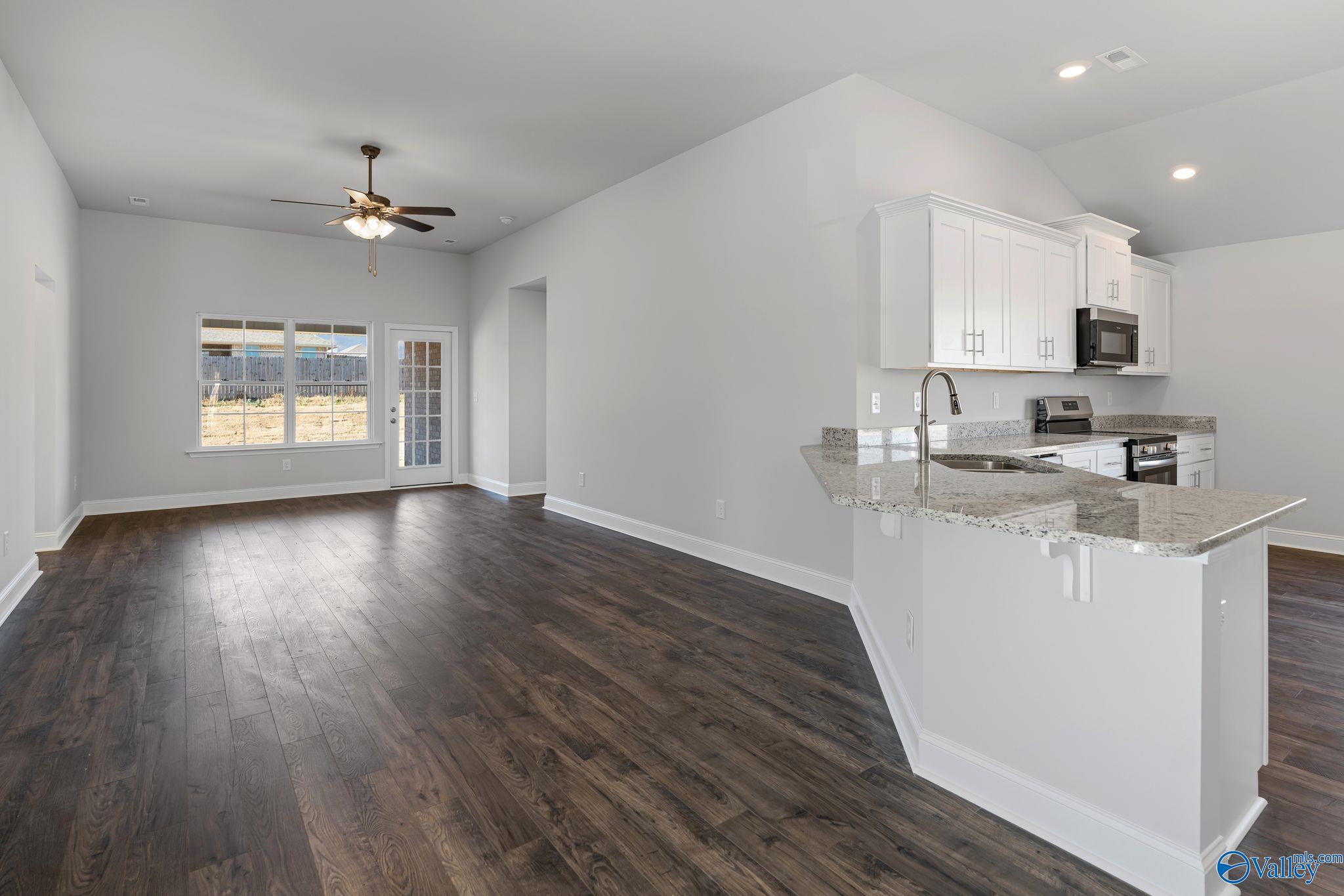 15354 Springbrook Trace, Athens, Alabama image 7