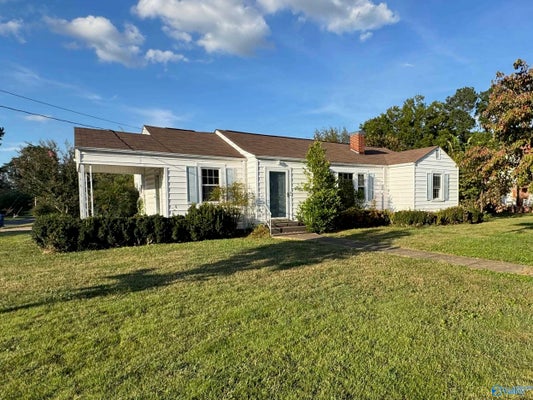 315 NIXON ST, ALBERTVILLE, AL 35950 - Image b86eaf5b2c5424bfb4c98c0c2af30bed/1372327524