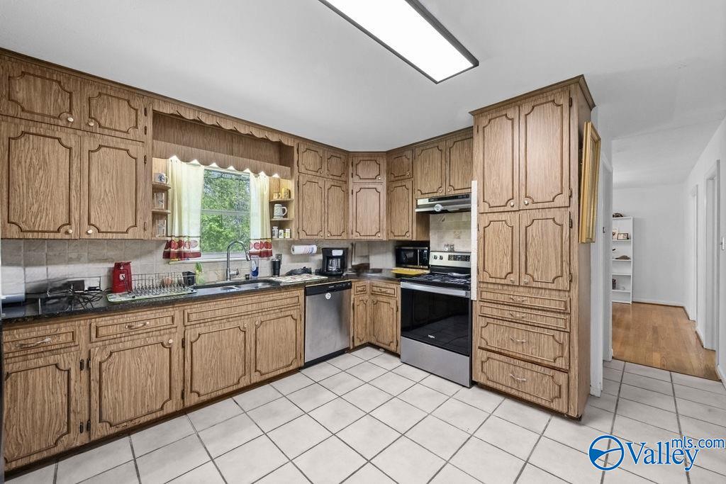 1508 Monte Vista Drive, Gadsden, Alabama image 9