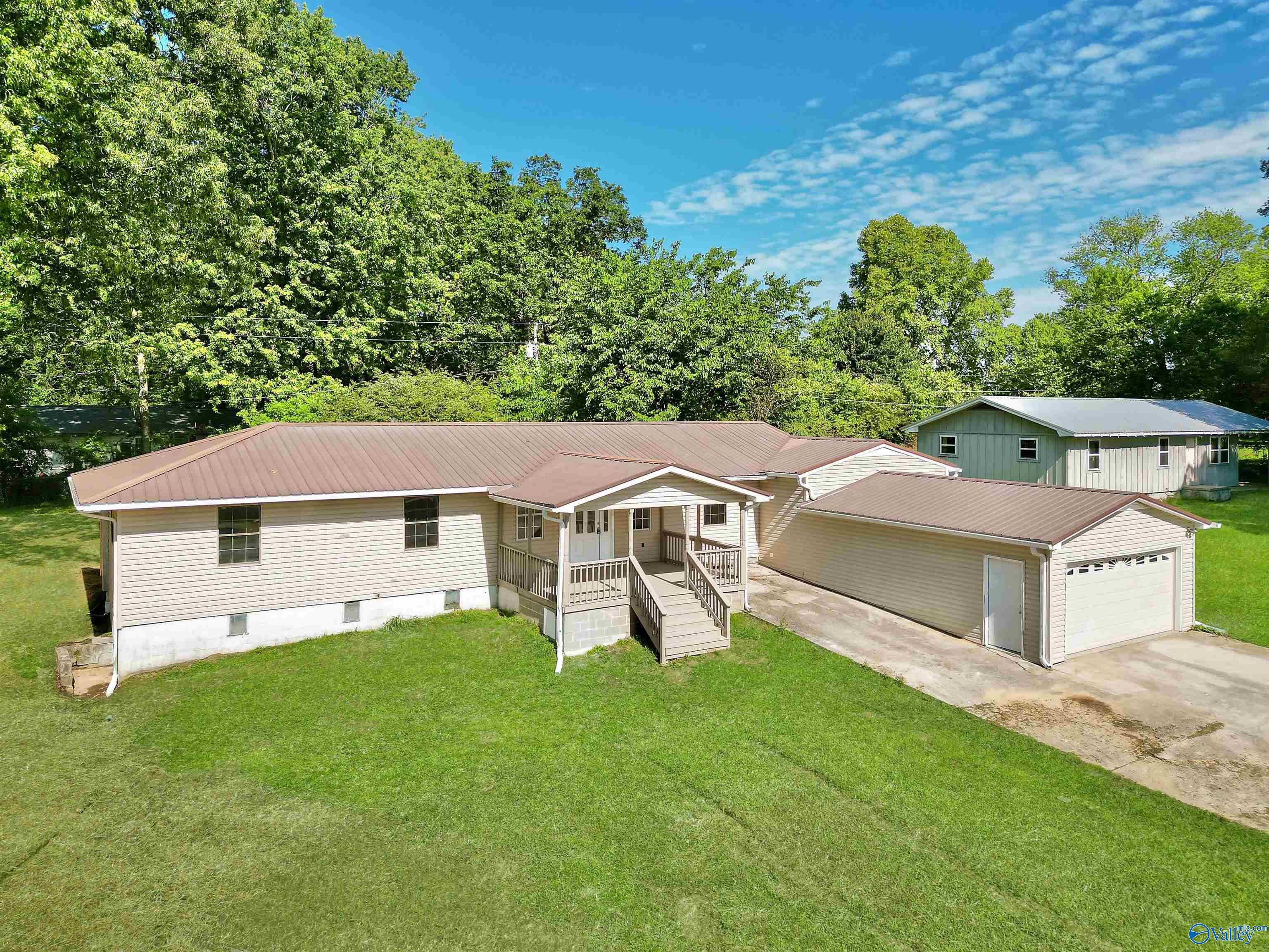85 County Road 1624