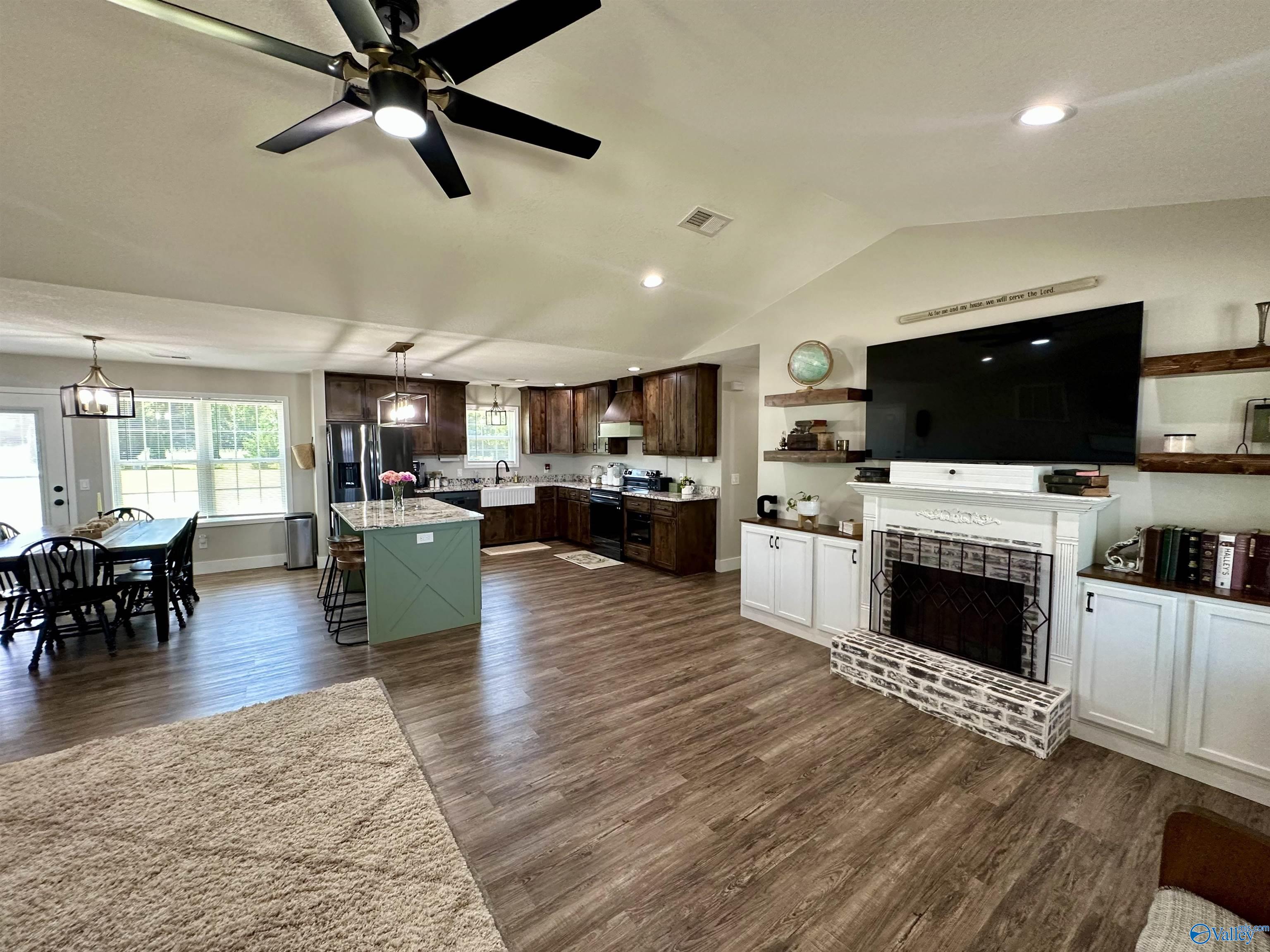 422 County Road 1021, Piedmont, Alabama image 3
