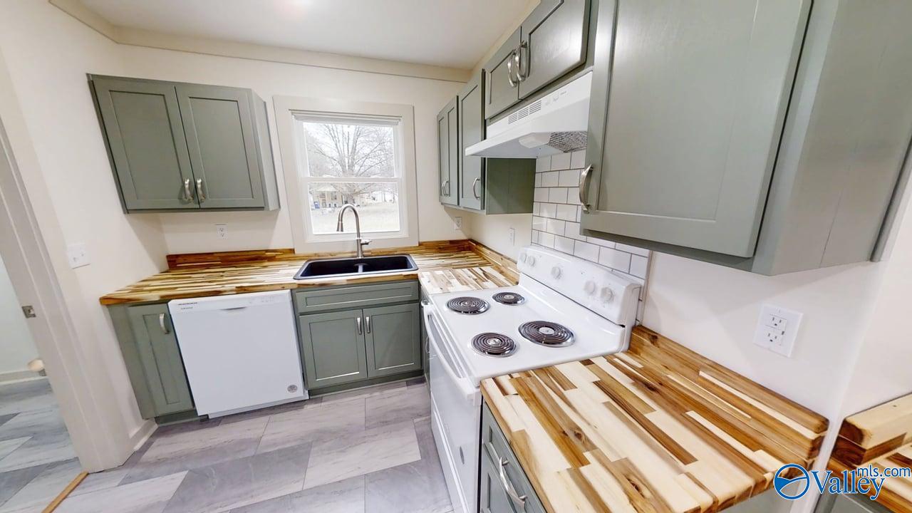 924 Guntersville Road, Arab, Alabama image 12