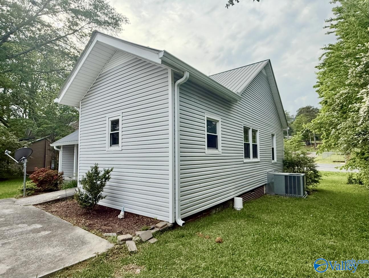 303 Southern Ave, Piedmont, Alabama image 25