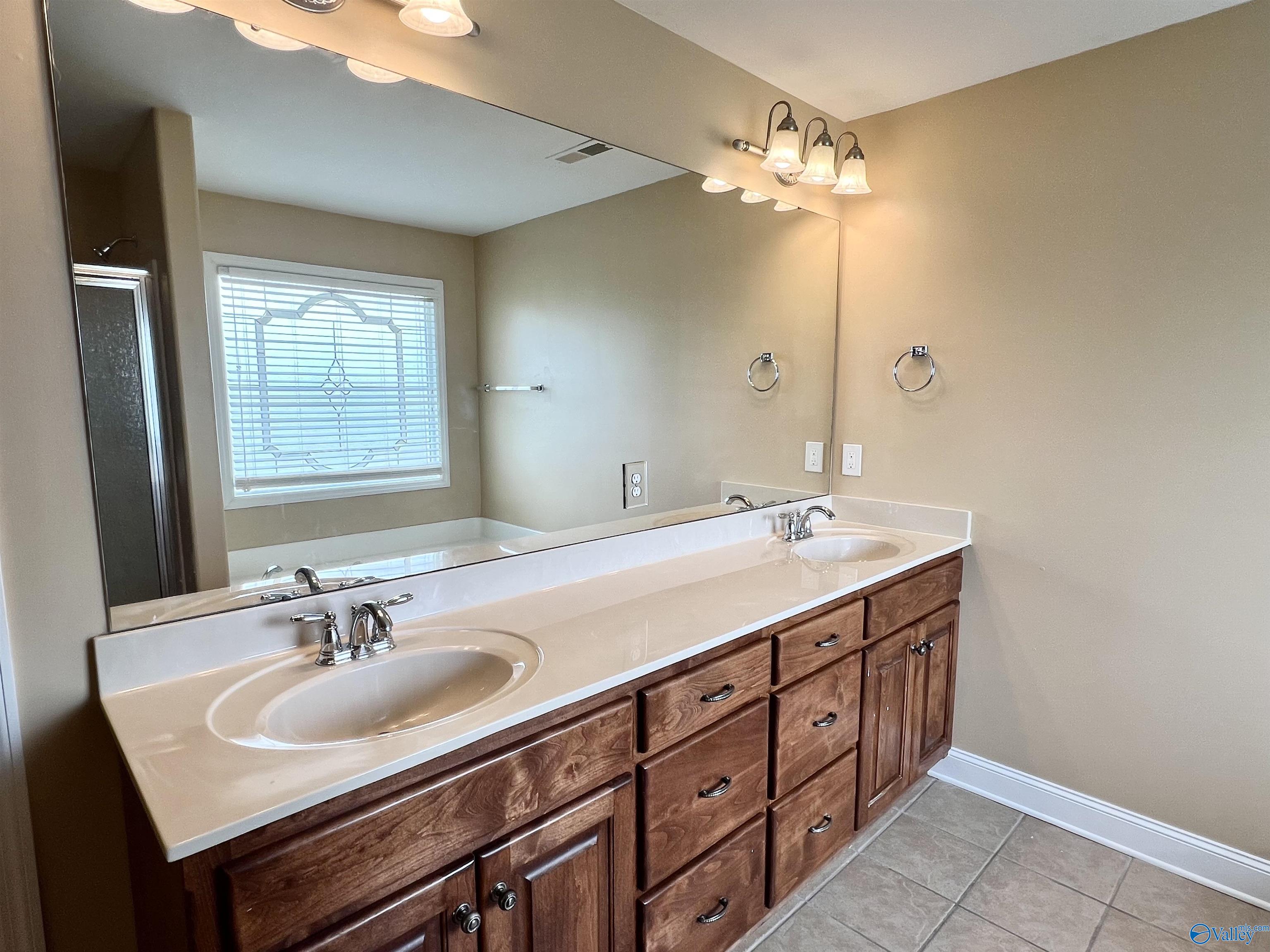 100 Glenfield Court, Huntsville, Alabama image 20