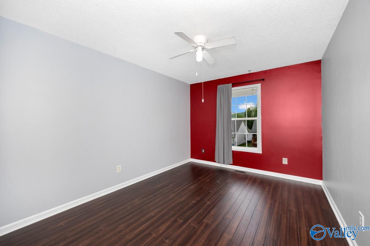 204 Hollington Drive, Huntsville, Alabama image 17