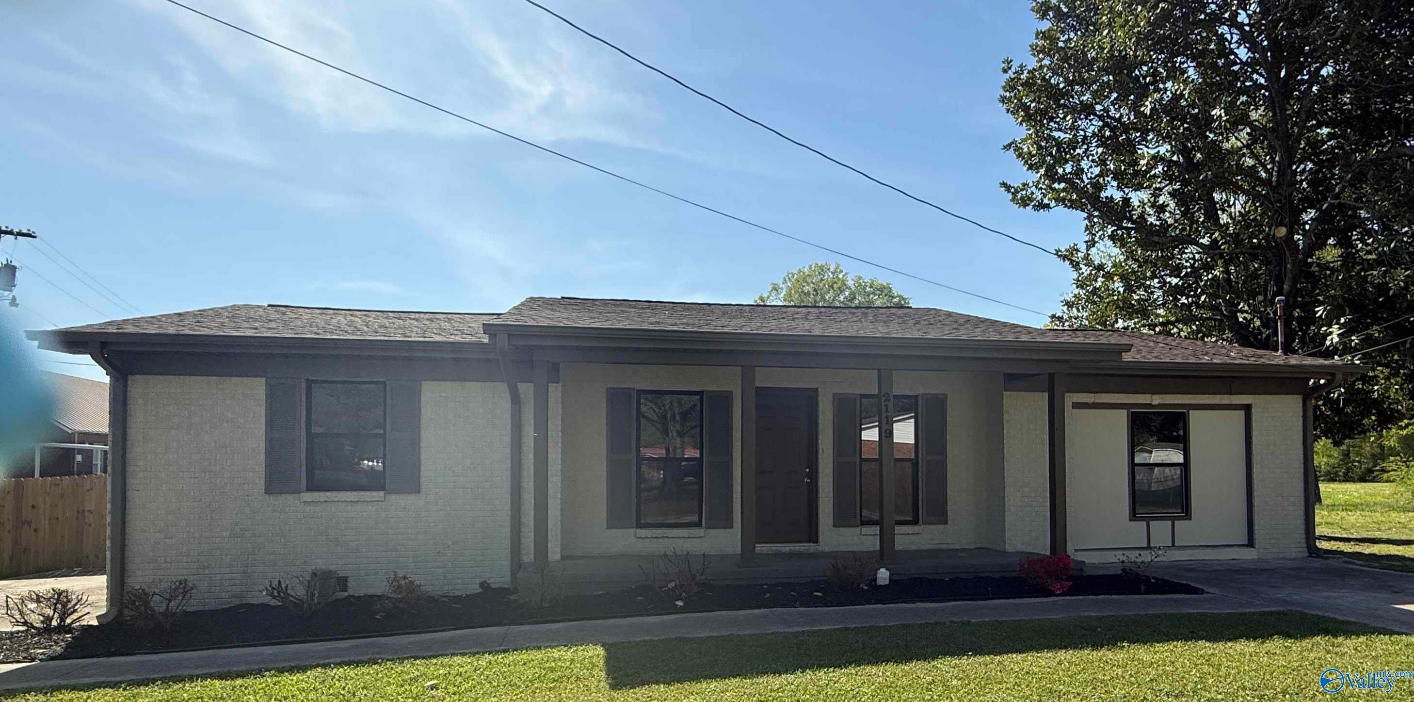 2119 SW Spring Avenue, Decatur, Alabama image 1