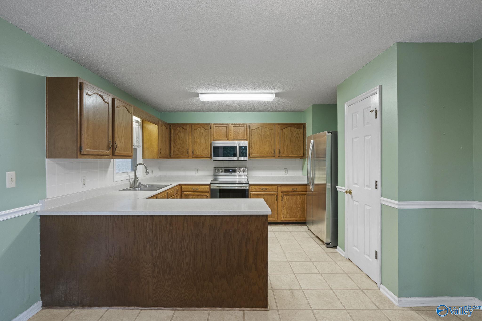 113 Norfolk Circle, Madison, Alabama image 11