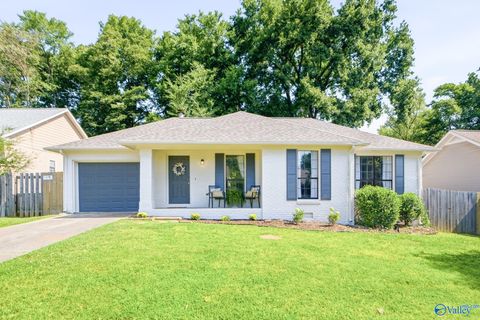 Homes For Sale - 723 Wynsom Drive<br/> Huntsville, AL 35803