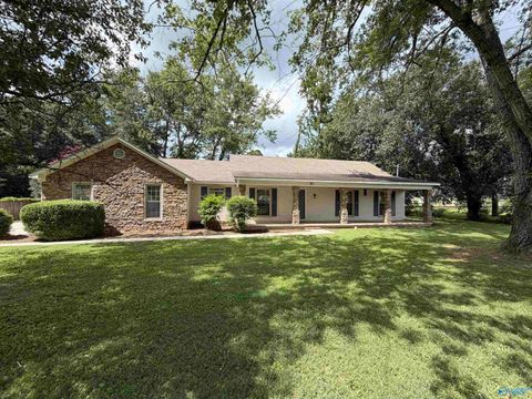 Homes For Sale - 100 Brass Oak Drive<br/> Madison, AL 35758