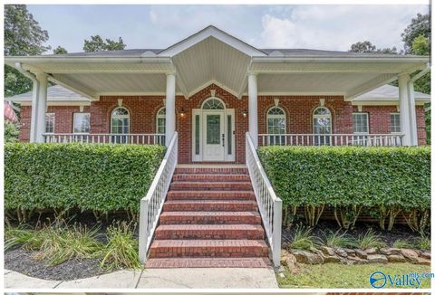 Homes For Sale - 11132 John Pugh Road<br/> Limestone County, Tanner, AL 35671