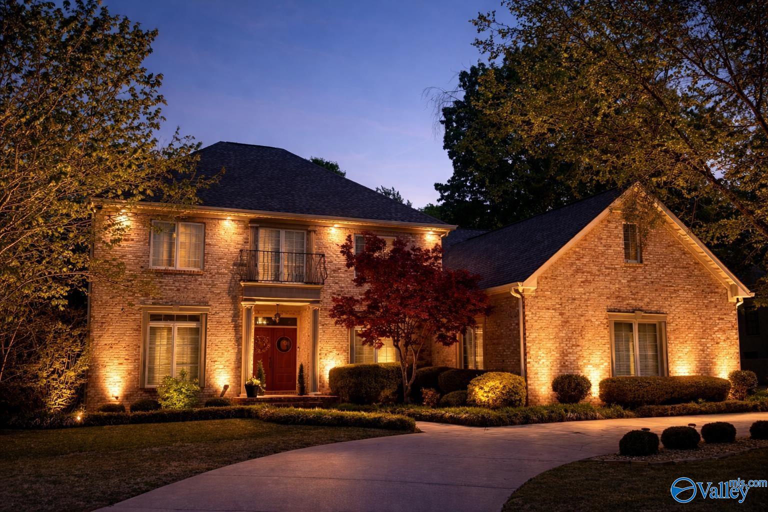 2704 Applewood Circle SE