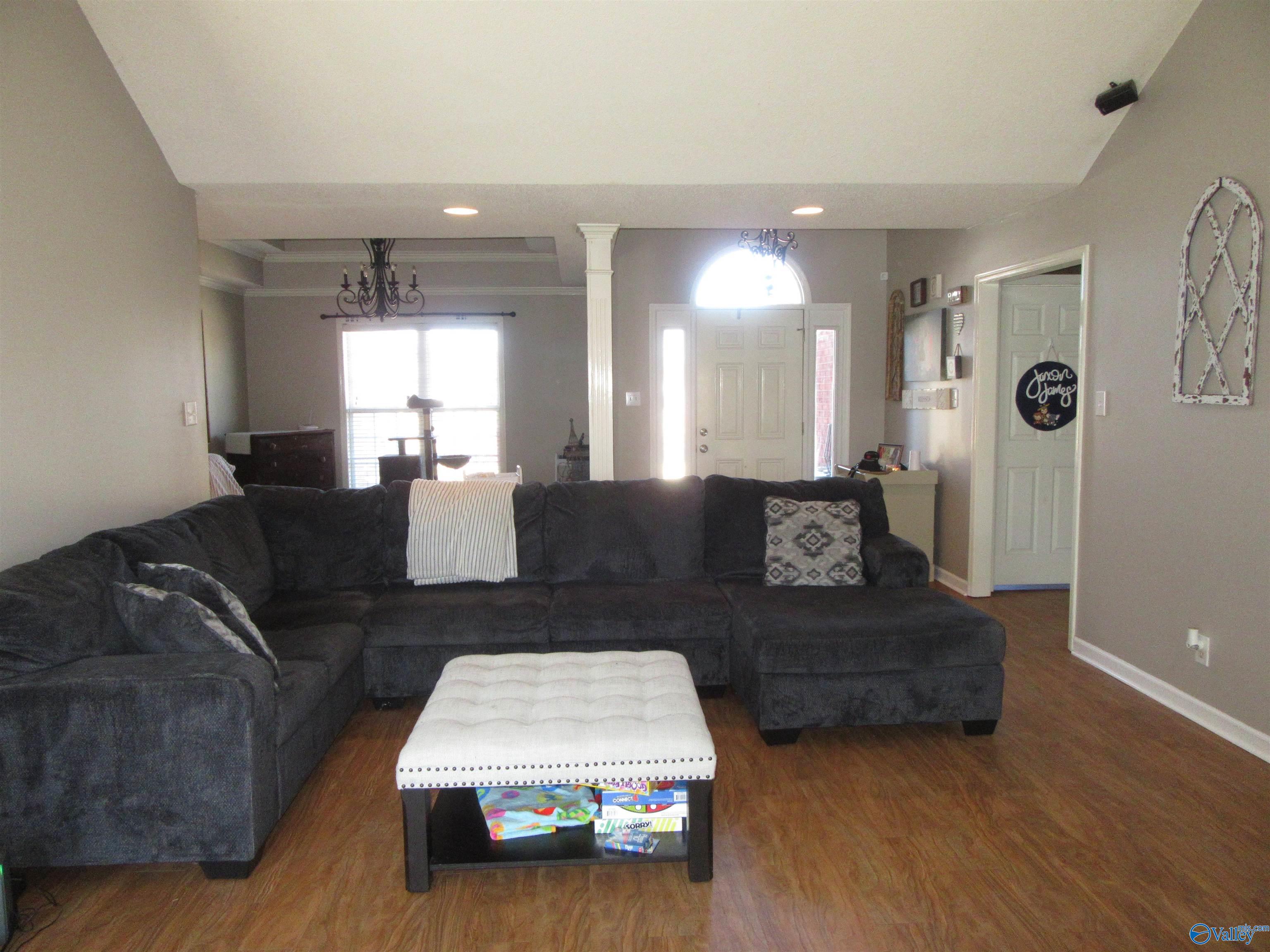 2701 SW Little John Street, Decatur, Alabama image 10